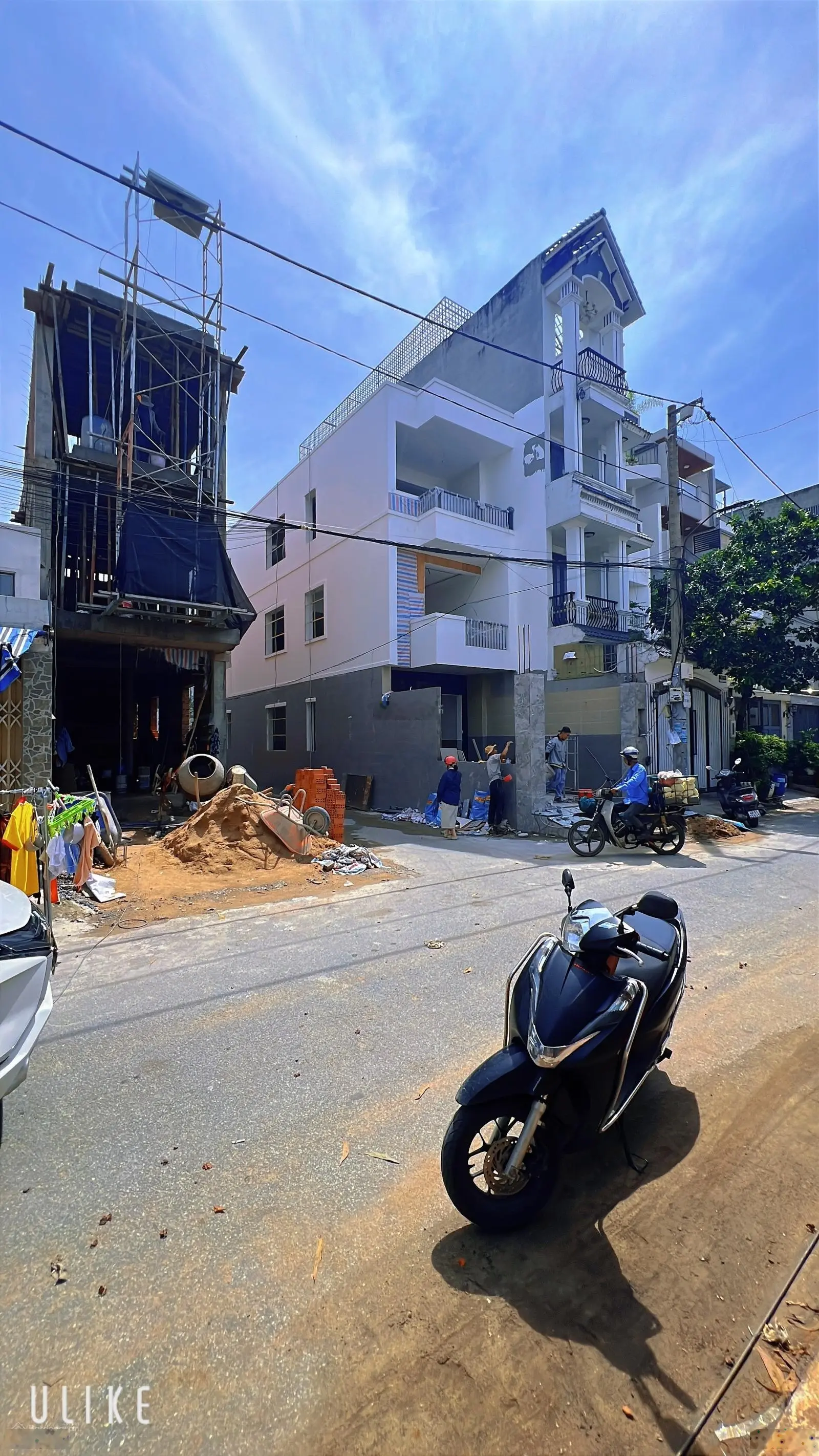 Nhà bán DT: 103.5m2(5 x 20m nở hậu) 7,2 tỷ, đường Lê Văn Chí, ô tô vào nhà ngay BVĐK Thủ Đức