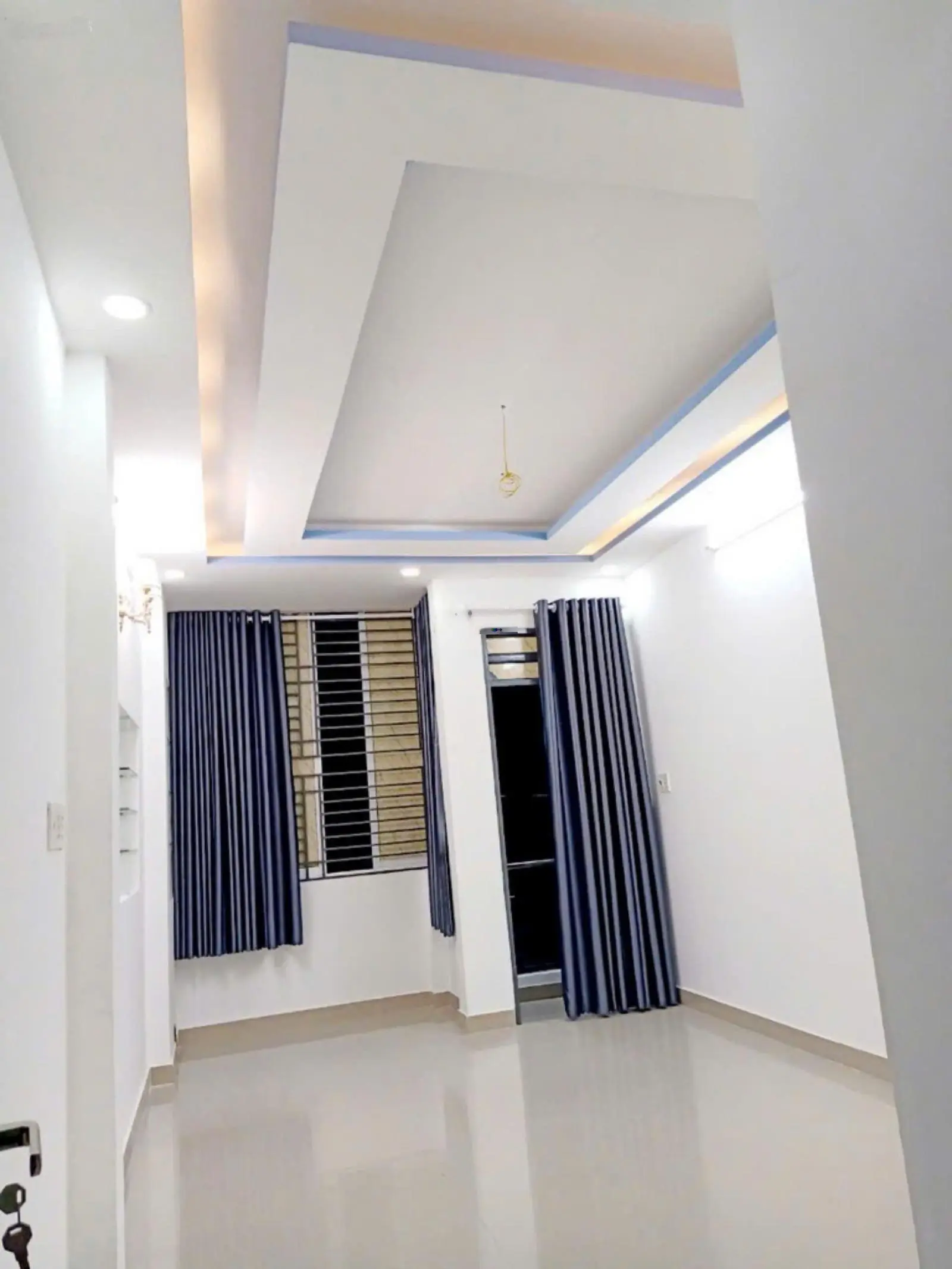 Bán nhà Tạ Quang Bửu, 52m2, ngang 4m, cách 1 căn ra mặt tiền, tặng nội thất cao cấp, đã giảm sâu