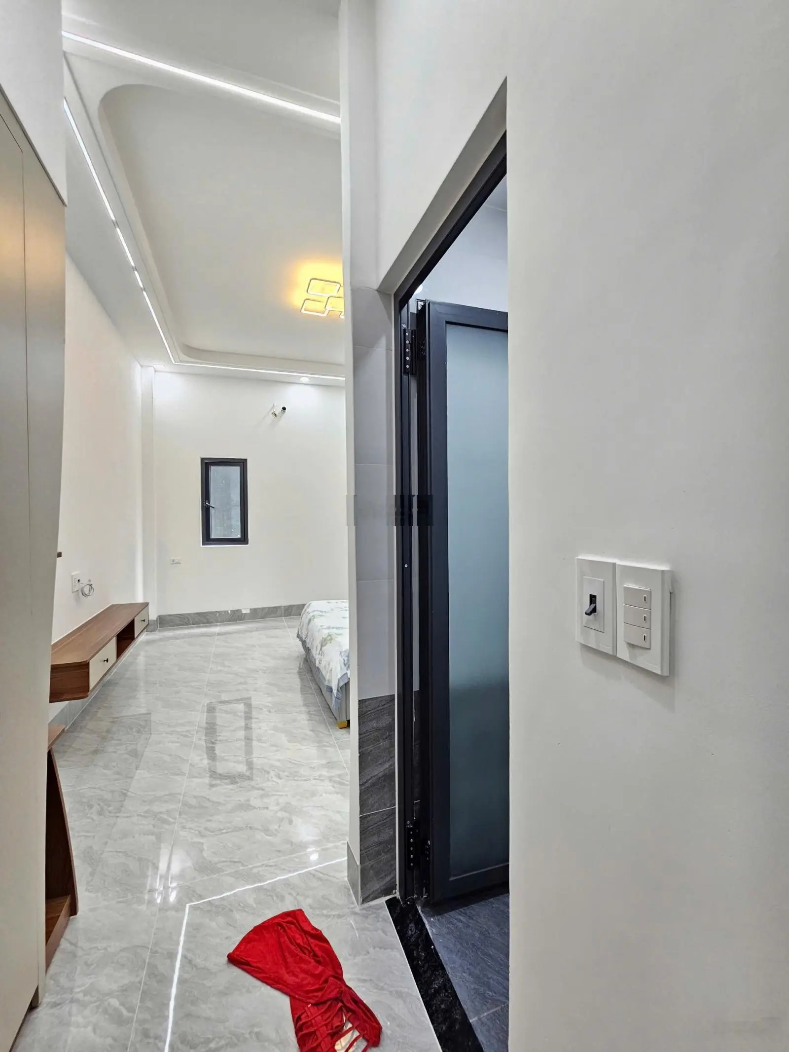 4.3 tỷ/ Bán nhà mới xây full nội thất KDC Phú Hồng Thịnh gần vòng xoay An Phú Thuận An. Mẫu đẹp