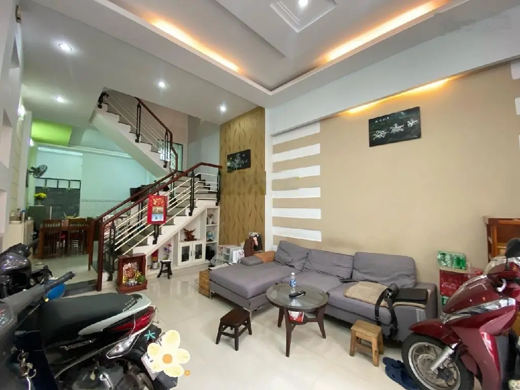Nhà Vĩnh Hội Q4 - 4 lầu đúc - 40m2 - sát MT - ko qh - chỉ 5 tỷ nhỉnh