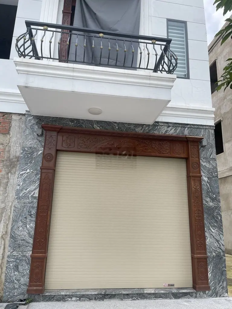 Nhà mặt tiền kinh doanh 1 trệt 1 lầu, Uyên Hưng, TP. Tân Uyên