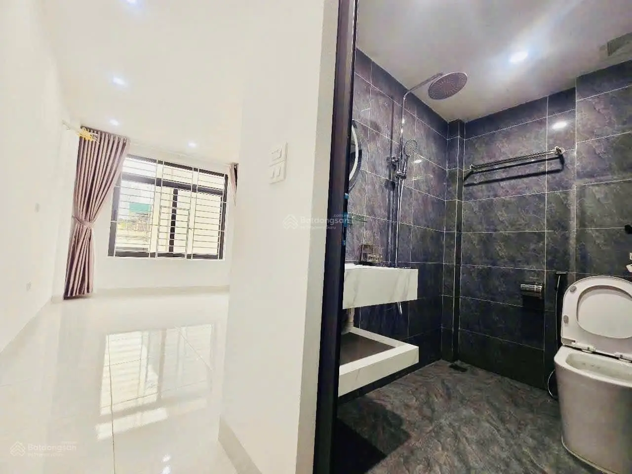Bán nhà riêng tại Minh Khai-5,75 tỷ- 30m2- 3PN- 4WC- giá siêu hời
