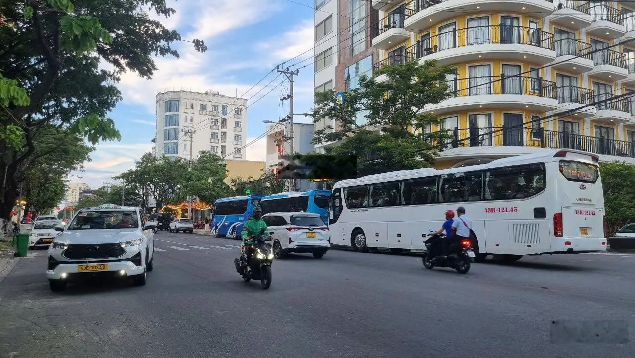 Cơ hội vàng - sở hữu lô góc 2 mặt tiền đẹp nhất biển mỹ khê - đà nẵng.