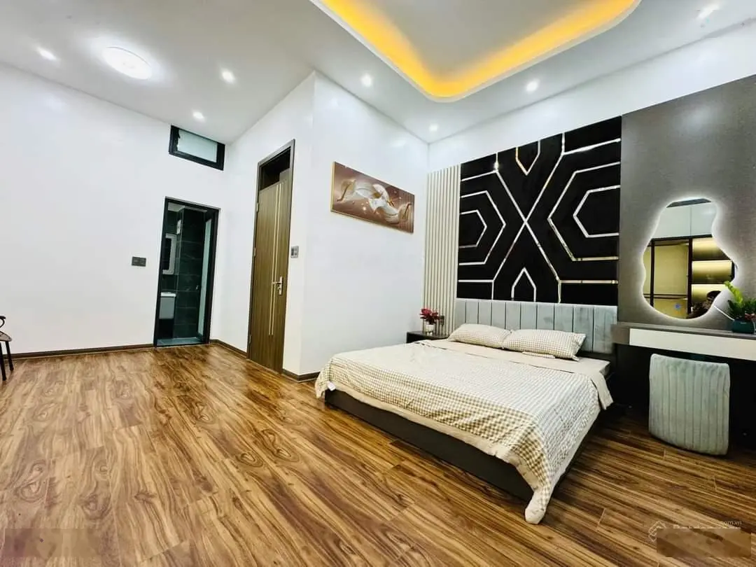 BÁN NHÀ YÊN HOÀ - CẦU GIẤY - NHÀ ĐẸP - NGÕ TO - GẦN PHỐ - FULL NỘI THẤT - 40M*4T*MT5M* 8TỶ NHỈNH