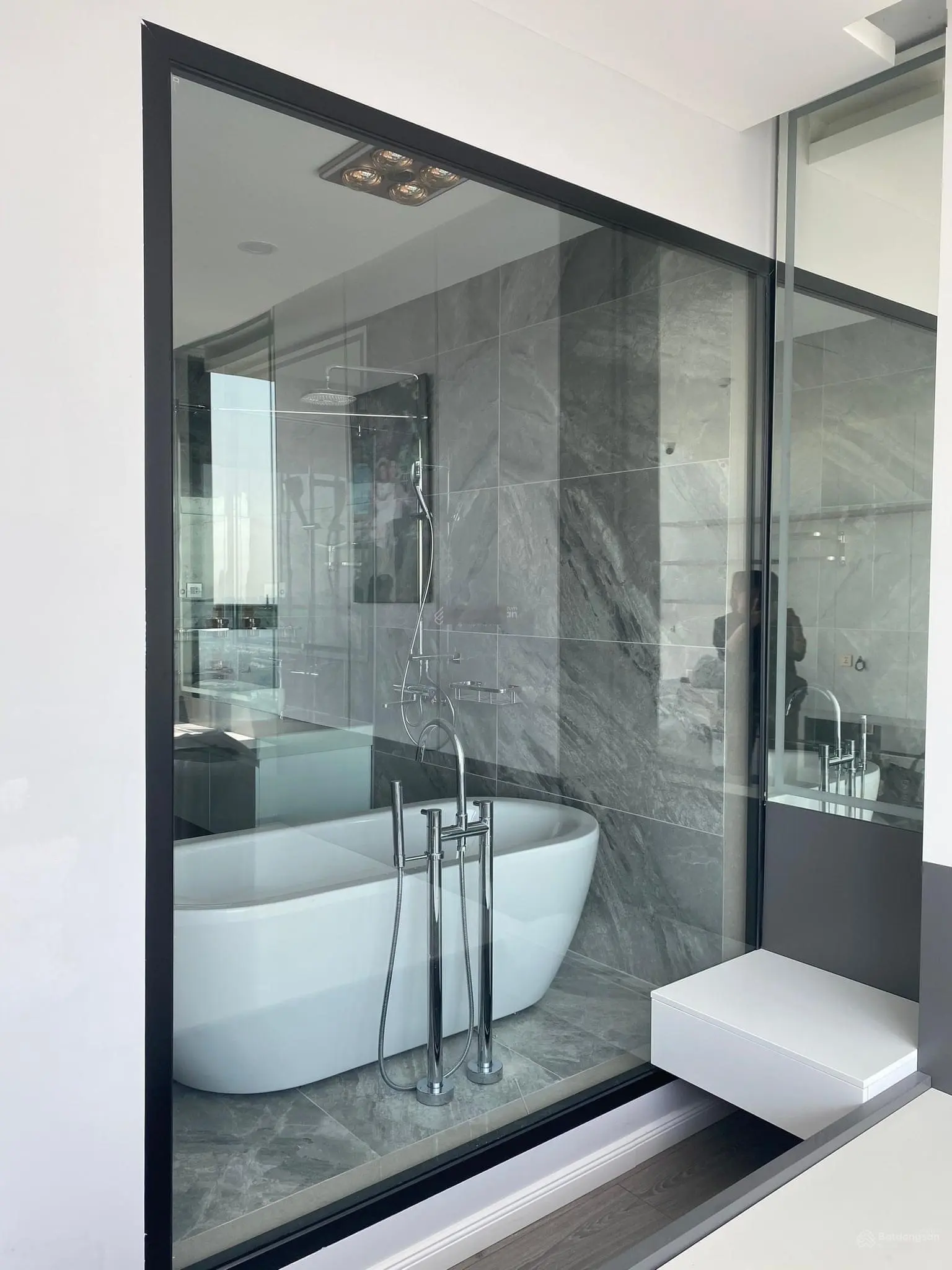 Bán Penhouse 178m2 hướng Đông Nam, Vinhomes Skylake Phạm Hùng, Mỹ Đình 1, Nam Từ Liêm.LH 0983 786 ***