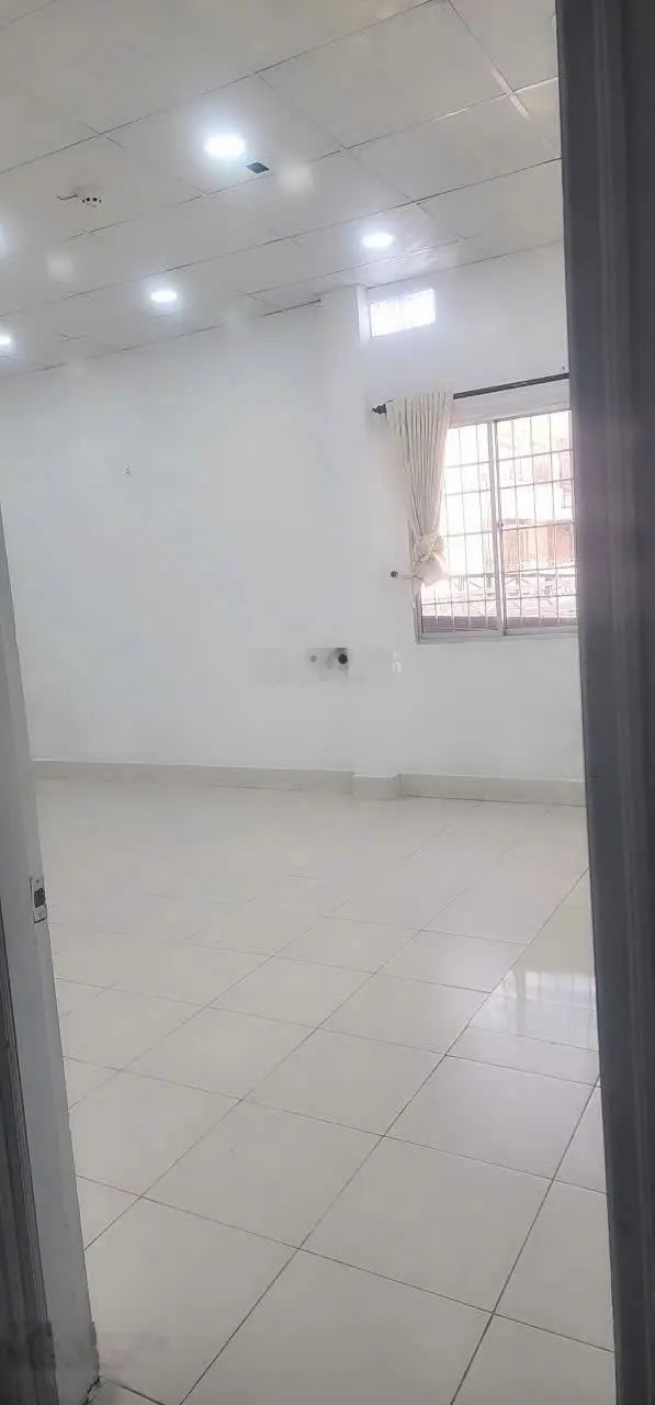 Bán nhà Trần Nhật Duật ngang 5,6m Phước Hoà TP Nha Trang giá 15 tỷ còn thương lượng