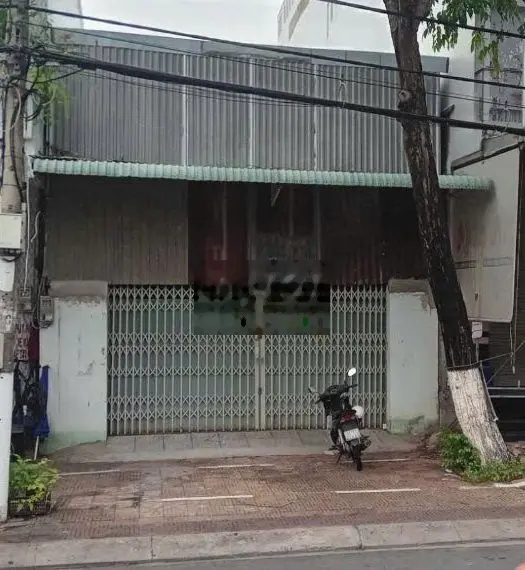 Nhà cấp 4, 2 mặt tiền 295 m2, đường Trần Phú, phường 7, TP. Bạc Liêu