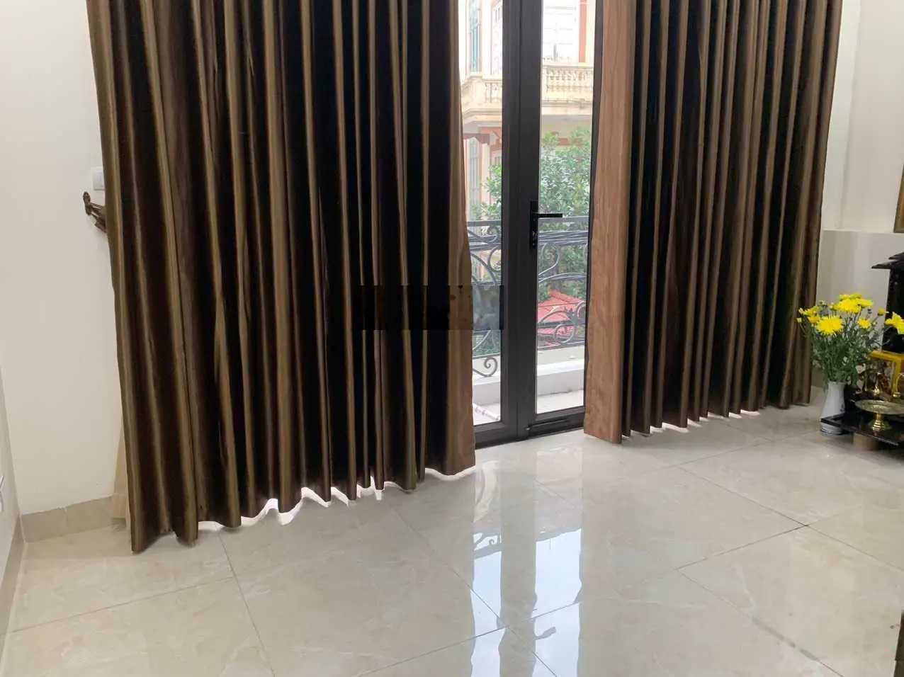 19 tỷ, nhà ô tô quay đầu diện tích 76.5m2, mặt tiền gần 5m, Lạc Long Quân, Tây Hồ, HN LH 0394 434 ***