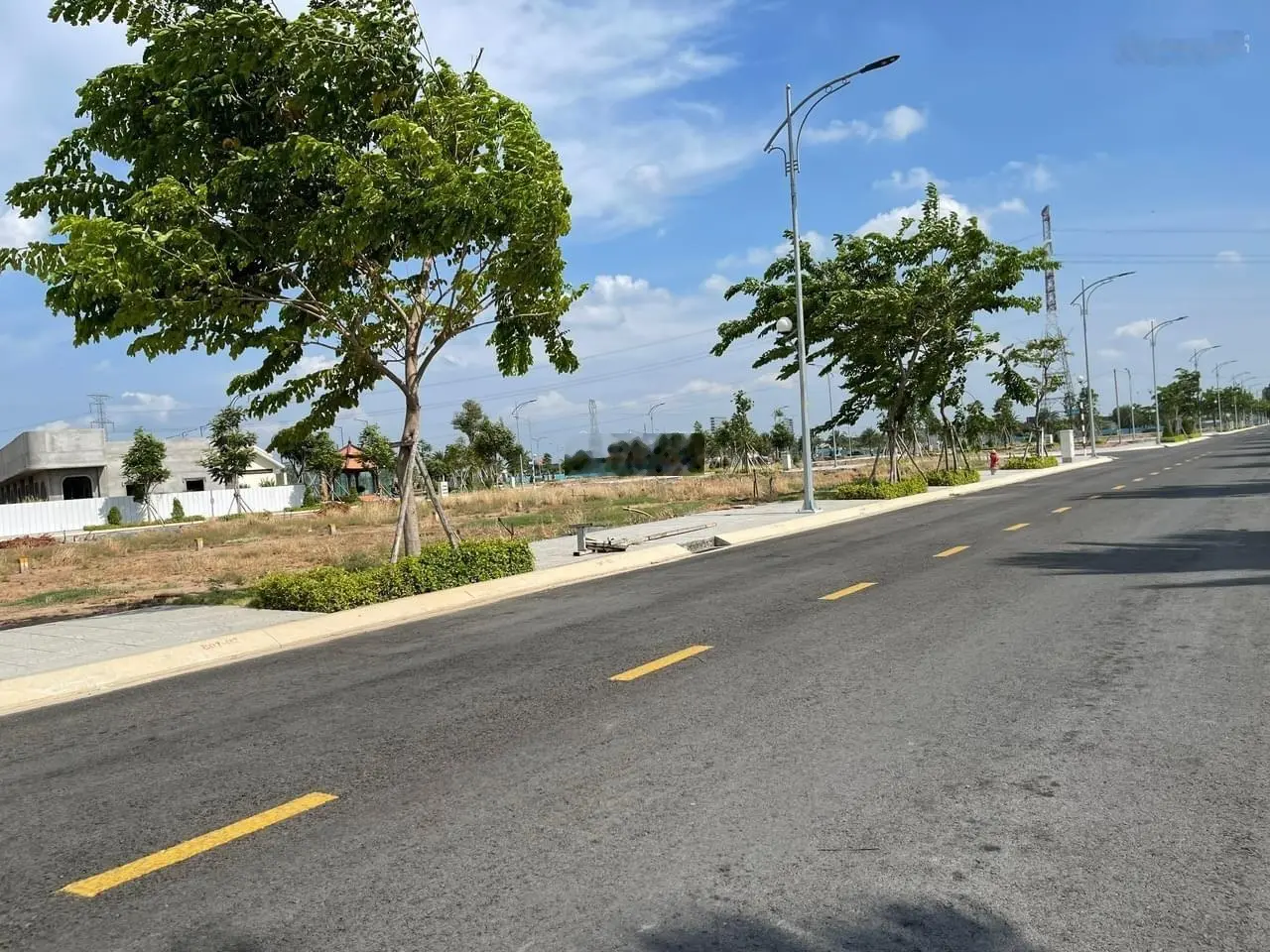 Chỉ với 900 triệu sở hữu ngay lô đất 100m2 có sổ hồng sẵn, cách sân bay QT Long Thành chỉ 5km