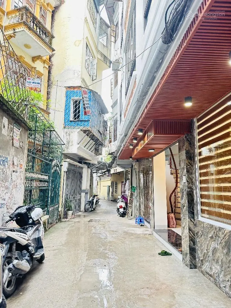 Bán nhà phố Bạch Mai - ô tô cách 20m - trước nhà rộng 4m - 3PN full đồ. Giá: 5,9 tỷ. LH: 0779 548 ***