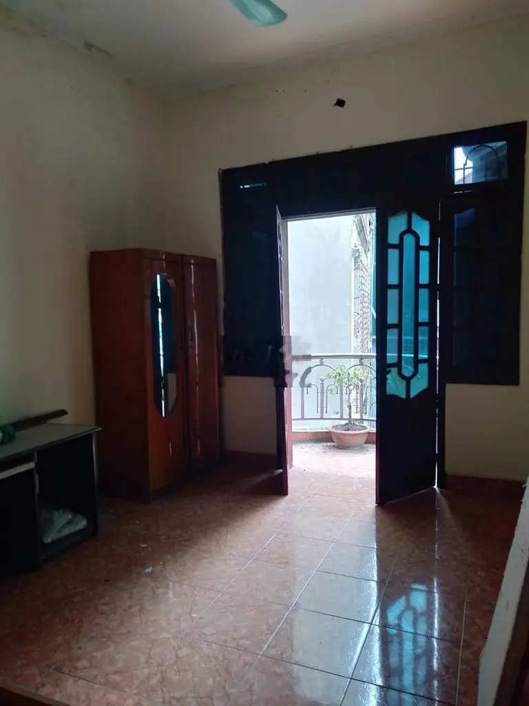 Bán nhà tại phố An Xá, Ba Đình. Diện tích 37m2