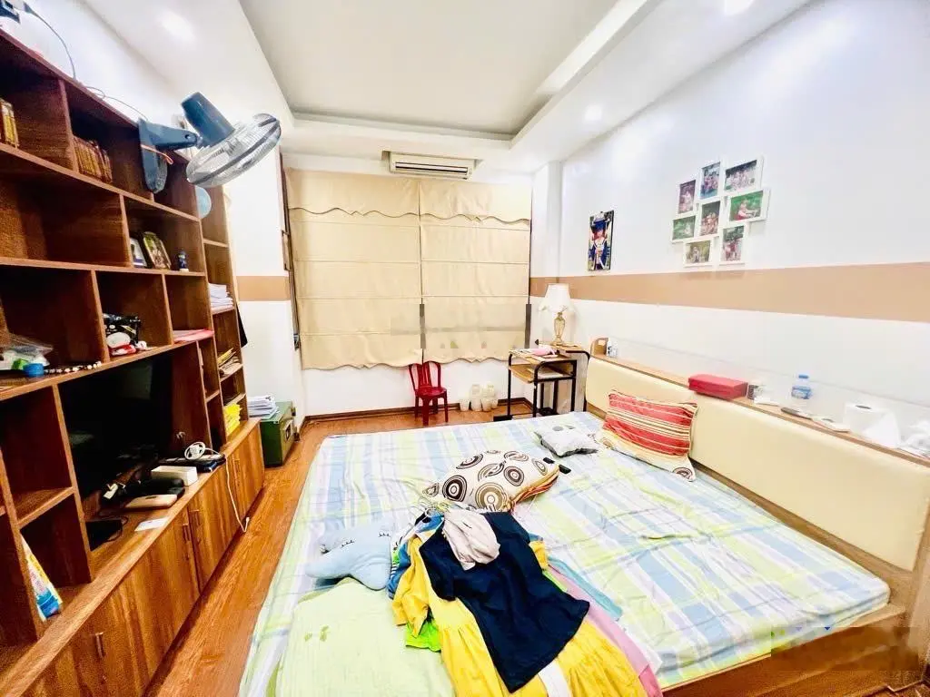 BÁN NHÀ RIÊNG KHU VIP ĐẶNG TIẾN ĐÔNG, THÔNG THOÁNG TRƯỚC SAU, MẶT TIỀN RỘNG 5,8M 65M 5 TẦNG.