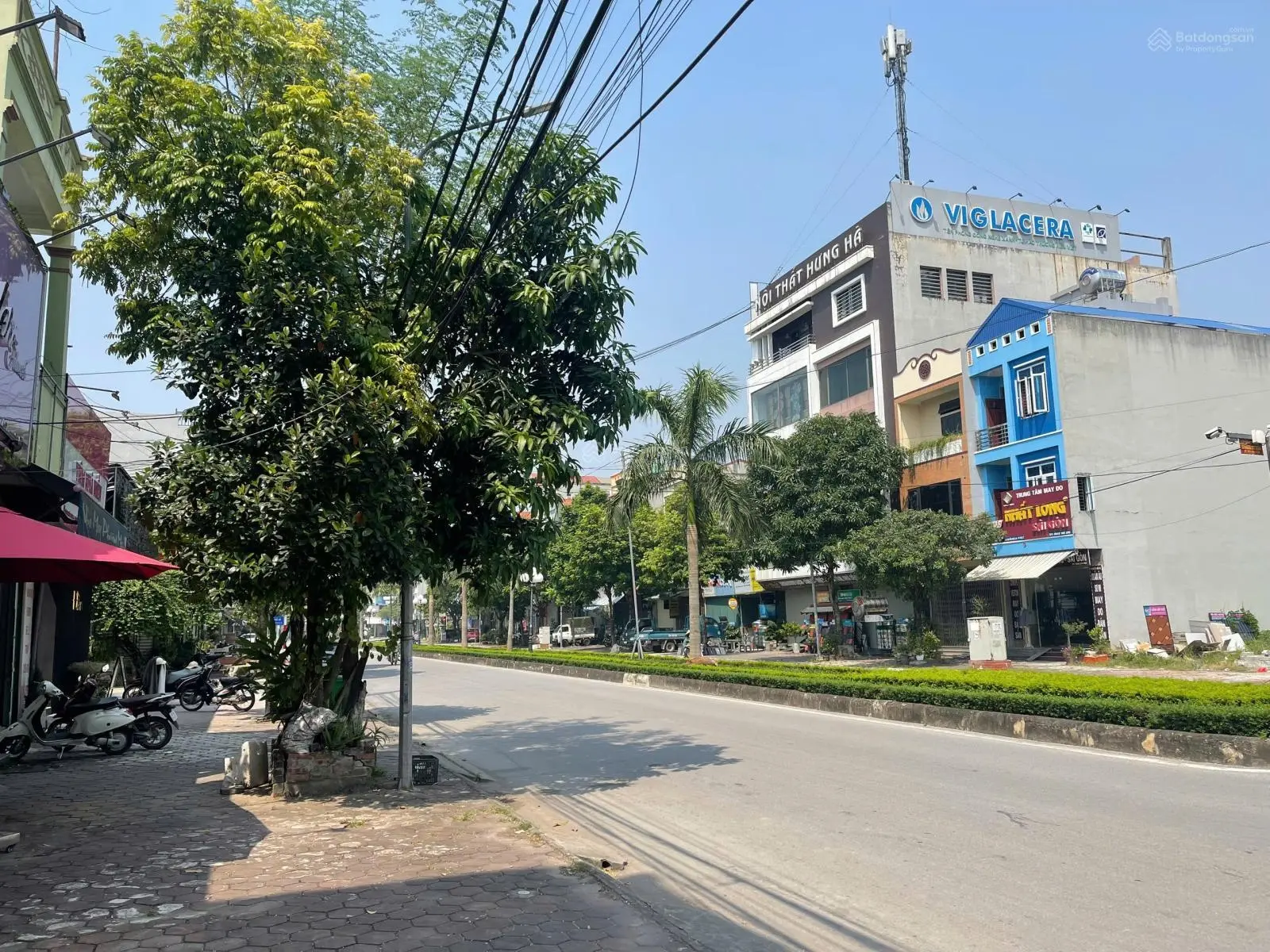 Nhà Đẹp - Vị Trí Vàng - Cơ Hội Vàng! Bán nhà riêng gần 90m2 chính chủ mặt Nguyễn Phúc Lai , Phủ Lý