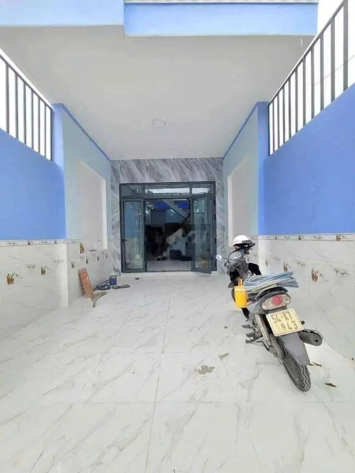 Nhà 1 trệt 1 lầu Tân Đông Hiệp Dĩ An nhà đã hoàn công giá rẻ
