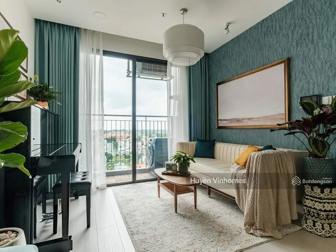 Chính chủ bán gấp căn hộ 2N2VS 68m2 giá 2,6 tỷ tặng full nội thất Vinhomes Ocean Park