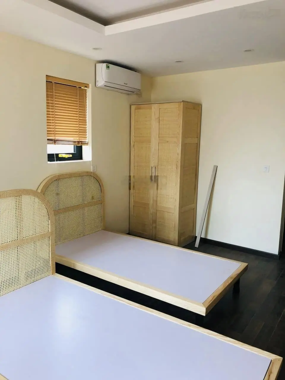 (Thang Máy) bán nhà mặt ngõ 79 Cầu Giấy 45m2x6T ô tô đỗ Kinh doanh spa 12 tỷ nhà thoáng 30m ra phố
