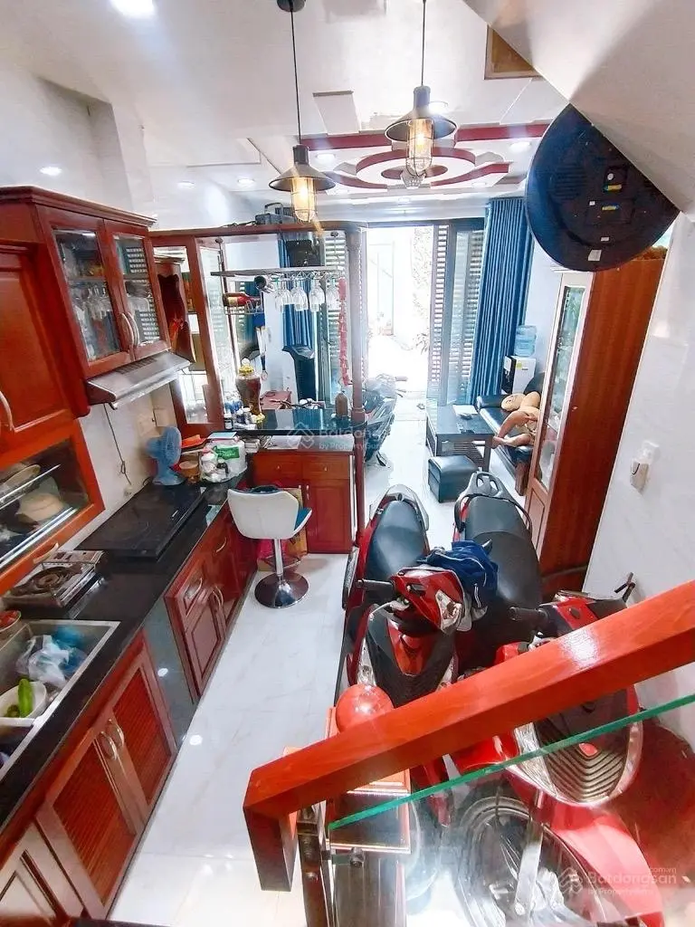 Nhà đẹp q4- 4 tầng đúc - 42m2 - hẻm 3m- ko qh-chỉ 4 tỷ nhỉnh
