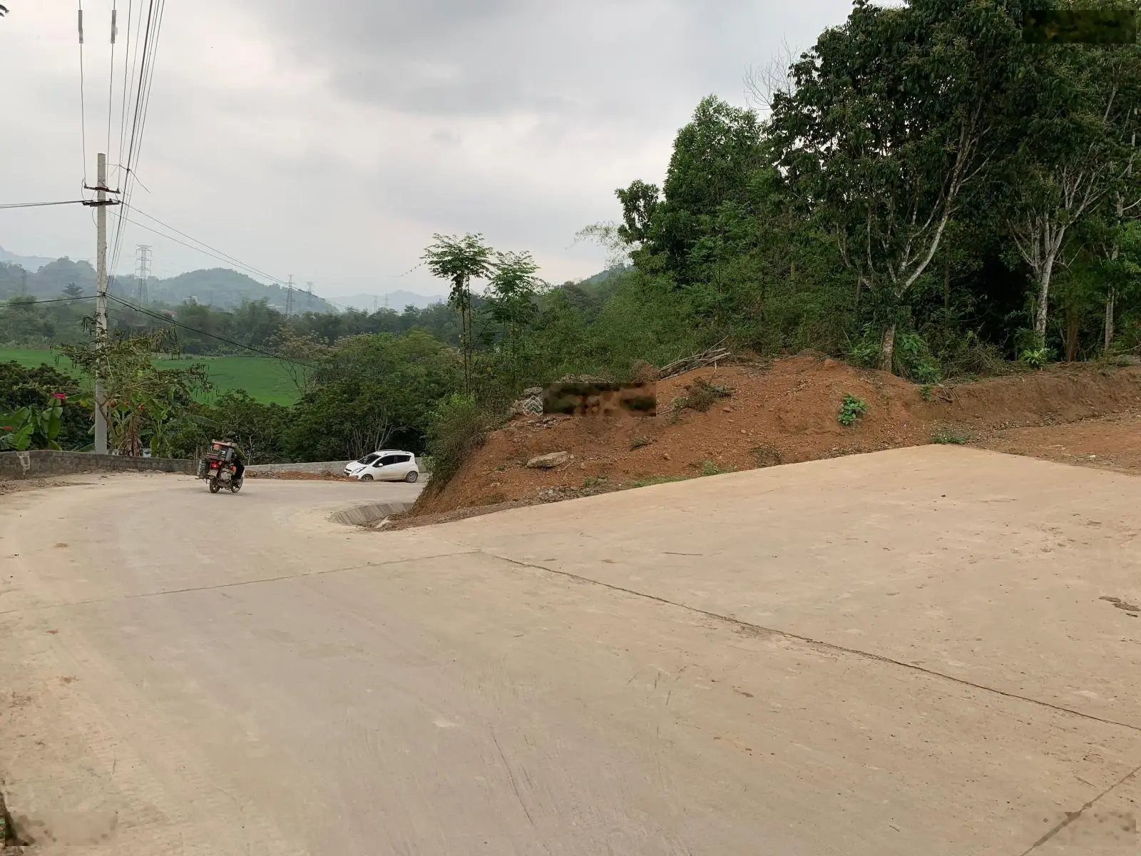 Bán 3200m2 thổ cư 400m2 view cực đẹp tại Kỳ Sơn, TP Hoà Bình cách đường 6 chỉ 800m