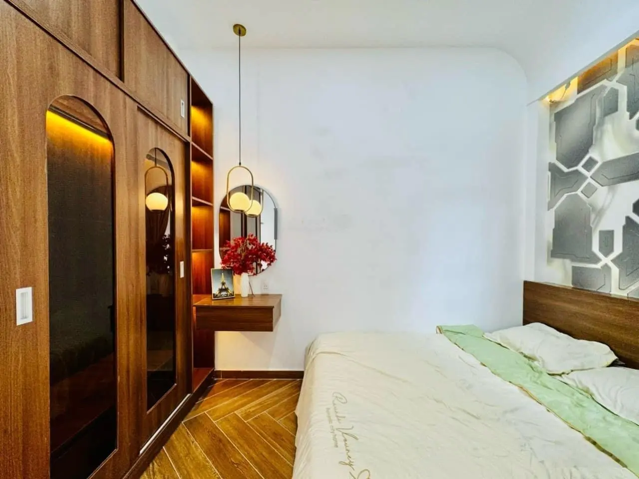 Đầu tư nhà bến xe An Sương tặng nội thất cho KH thiện chí với 60m2 phù hợp cho thuê