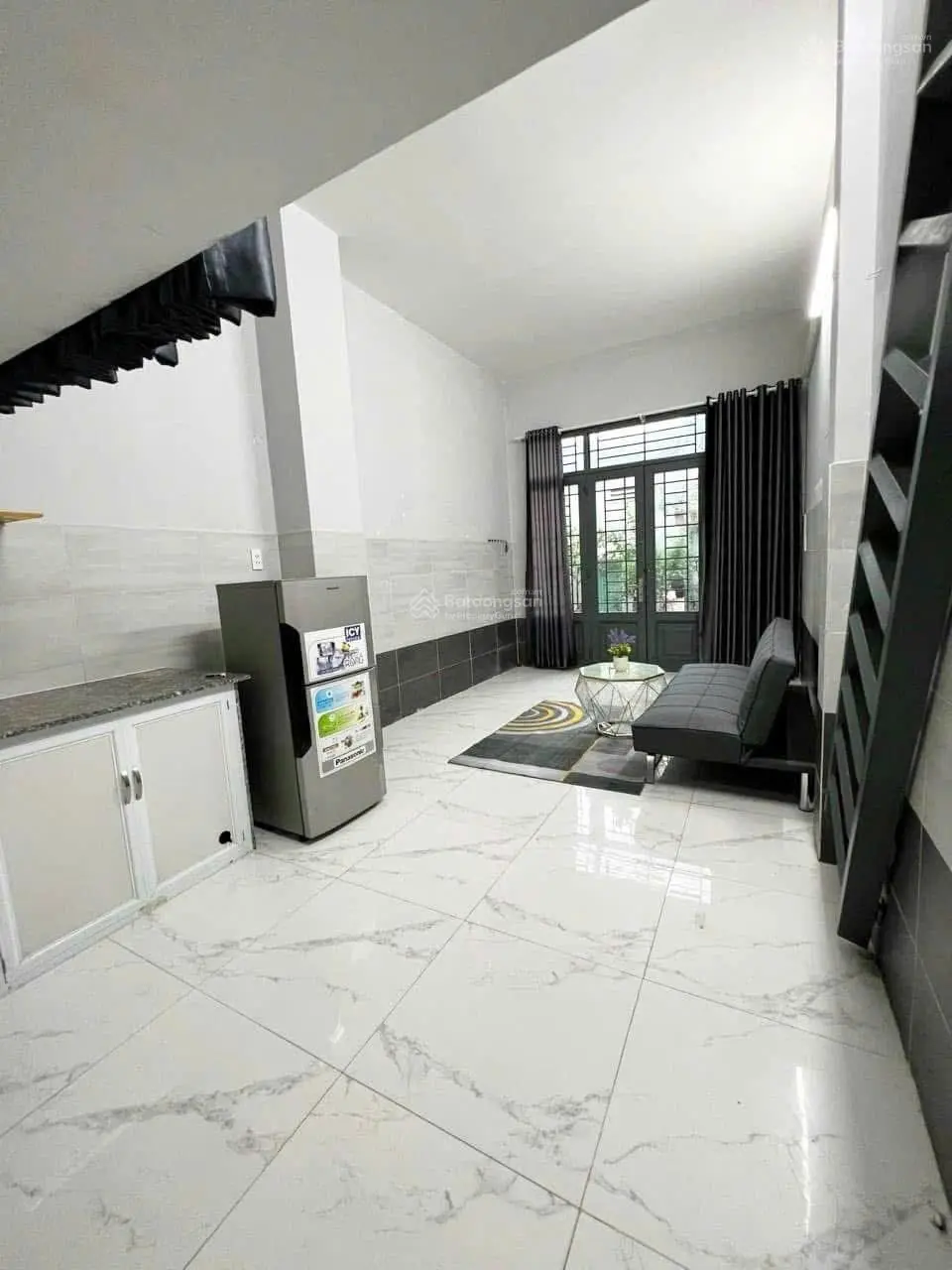 Bán CHDV 12 phòng, thu nhập 50tr/tháng, ngay mặt tiền đường, gần chợ Cây Xoài, P. Cát Lái, quận 2