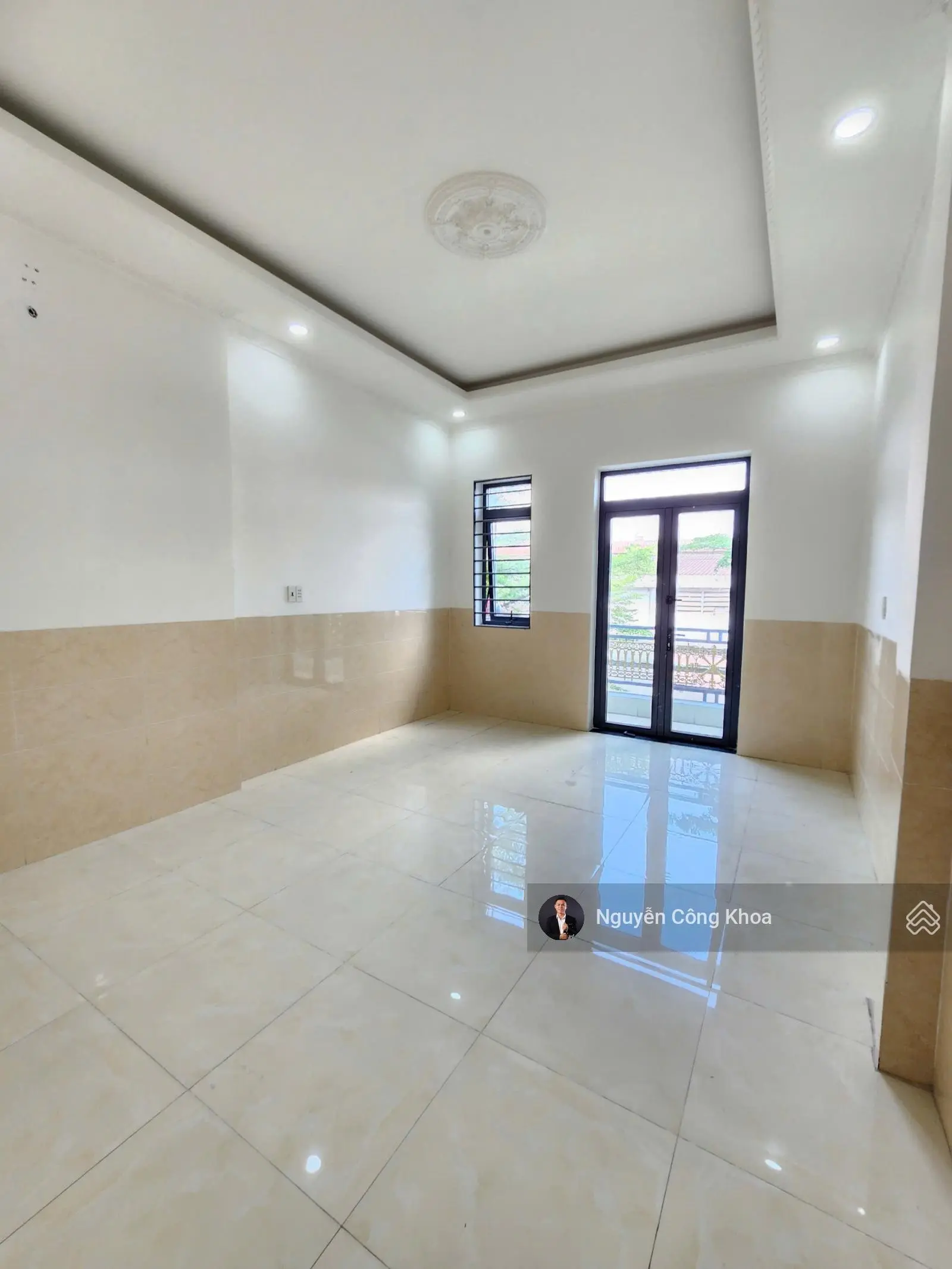 Bán nhà đúc 3 tấm, có không gian rộng để kinh doanh, MT đường rộng 17m P. Bình Chuẩn, Thuận An
