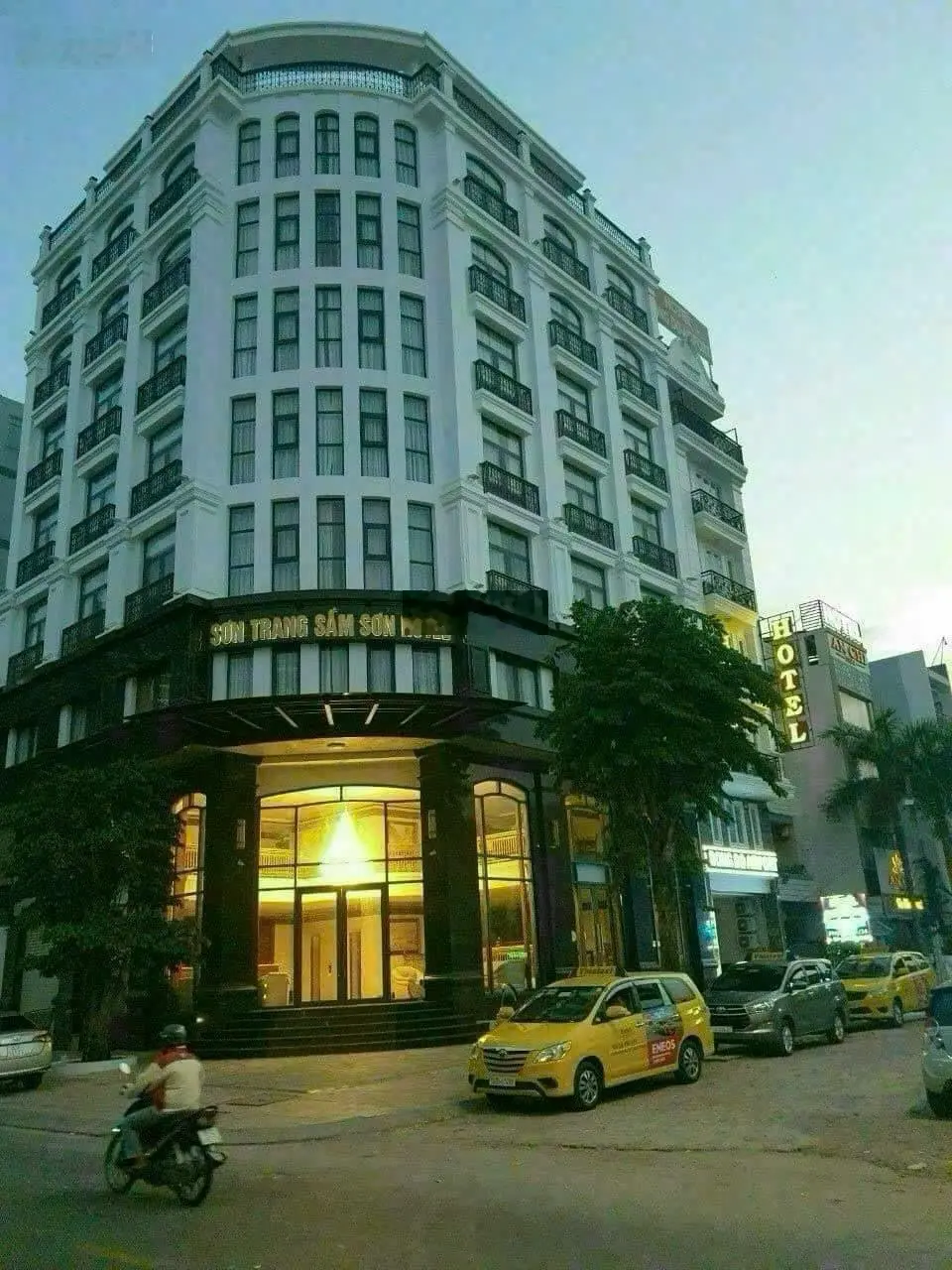 Bán tòa nhà MTĐ Nguyễn Thị Thập, P. Tân Phú, Quận 7