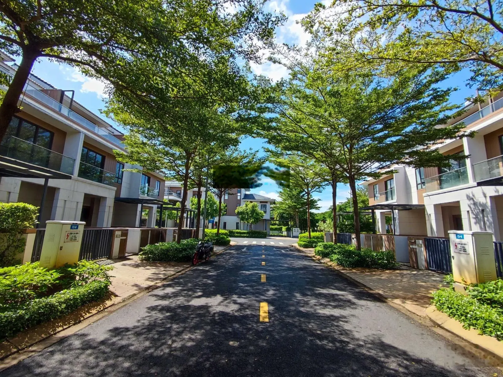 Vị trí đẹp nhà phố 7x17 zone 8 giá tốt từ 7.5 tỷ full thuế phí. LH 0901 088 ***