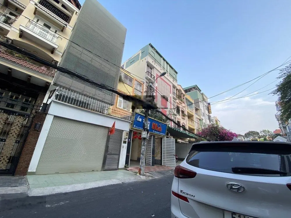 Giảm 3 tỷ! Bán gấp nhà đẹp đường 3/2-Lê Hồng Phong, P12, Q10: 5x24m 5 tầng full nội thất giá 29 tỷ