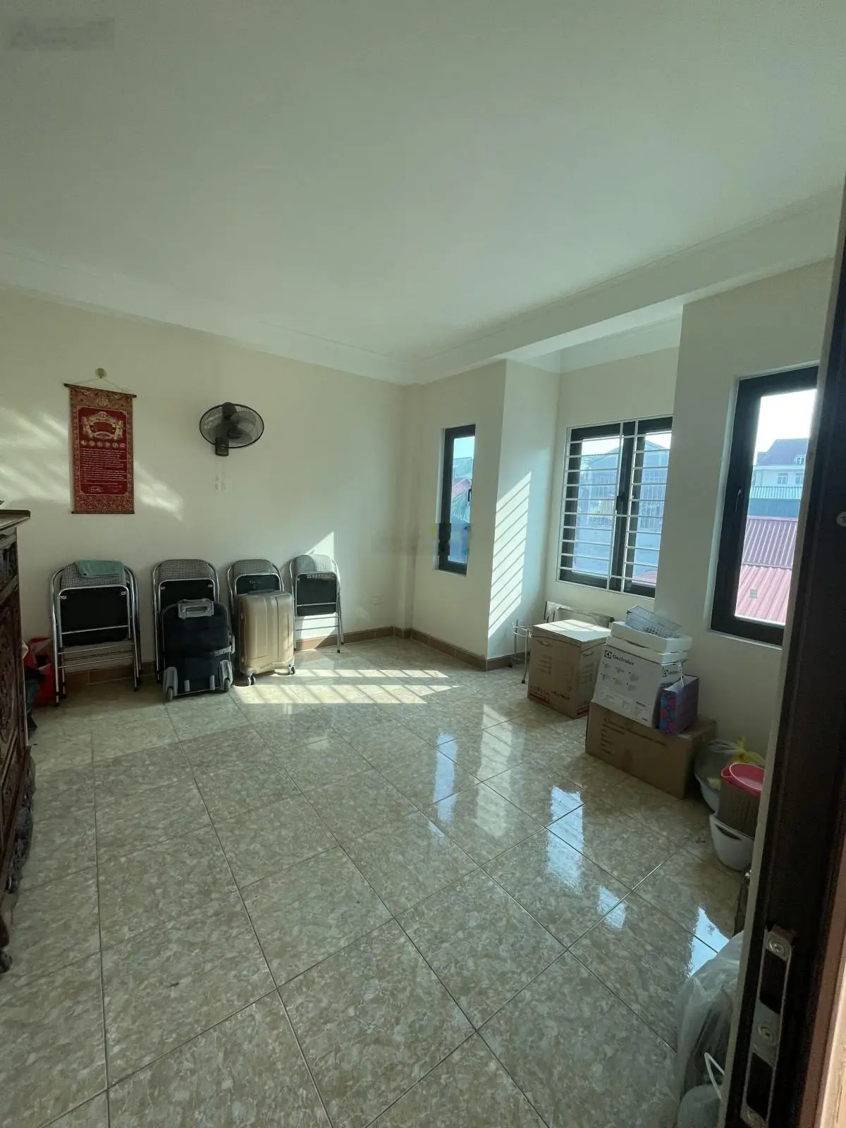 Cần bán nhà riêng Thịnh Quang 46m2 5T MT 4,3m chỉ 8,7 tỷ ôtô đỗ full nội thất nhà đẹp long lanh