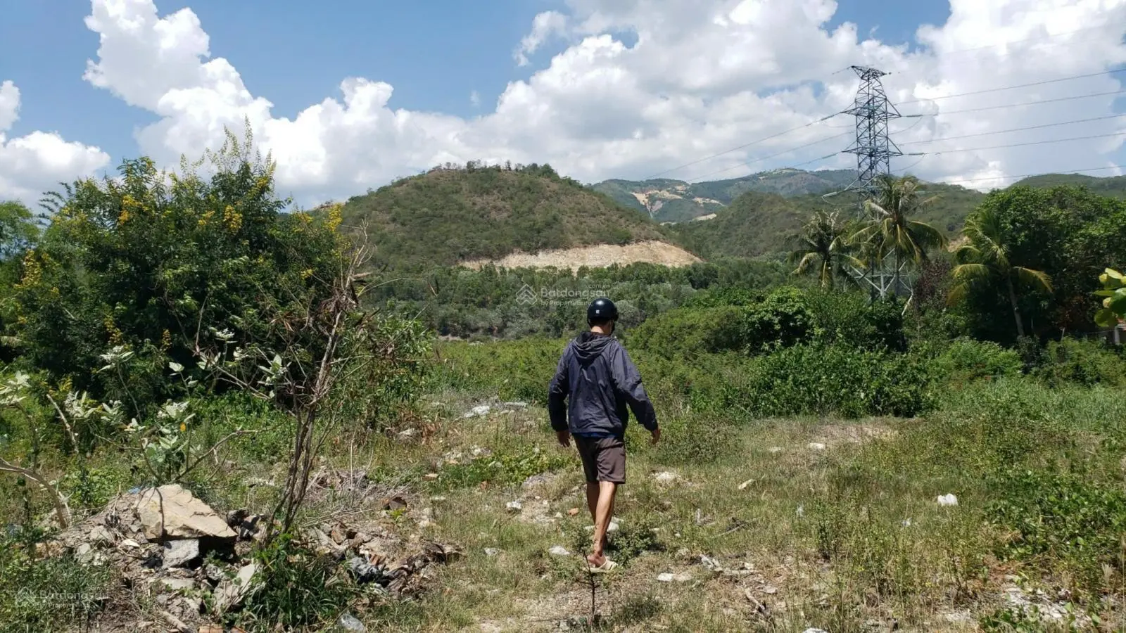 Bán đất 1.992,4 m2 sát cầu Sông Tắc, view Sông - Võ Nguyên Giáp - Vĩnh Trung - Nha Trang (12tr/m2)