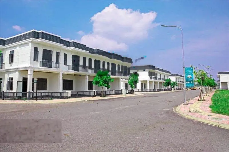 Chủ ngộp lãi ngân hàng, cần thanh lý gấp lô đất 80m2 đối diện công viên, giá 780tr, sang tên ngay