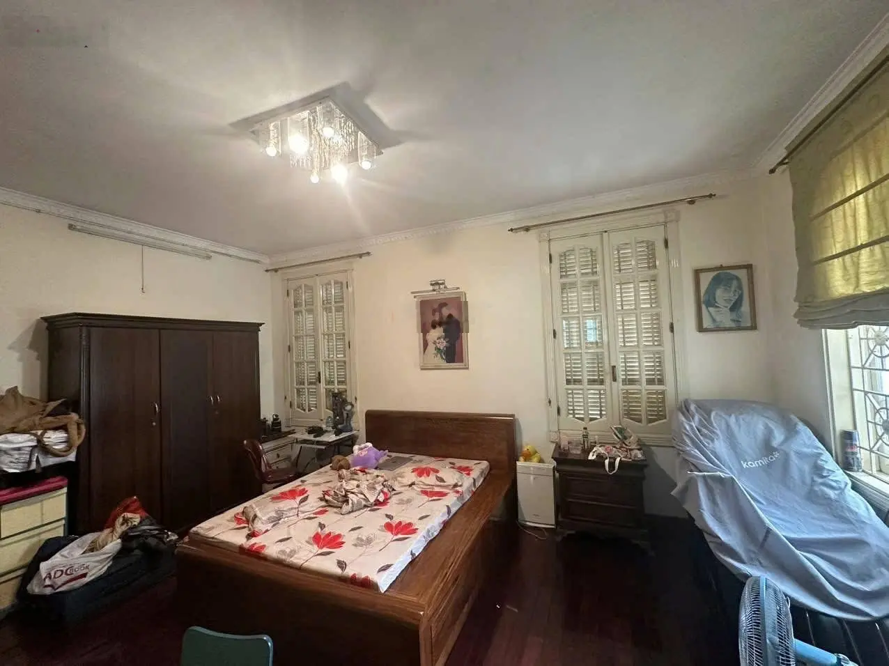 Mặt phố Trích Sài DT 64m, 6 tầng, mt 6m Lô góc + thang máy, kinh doanh.