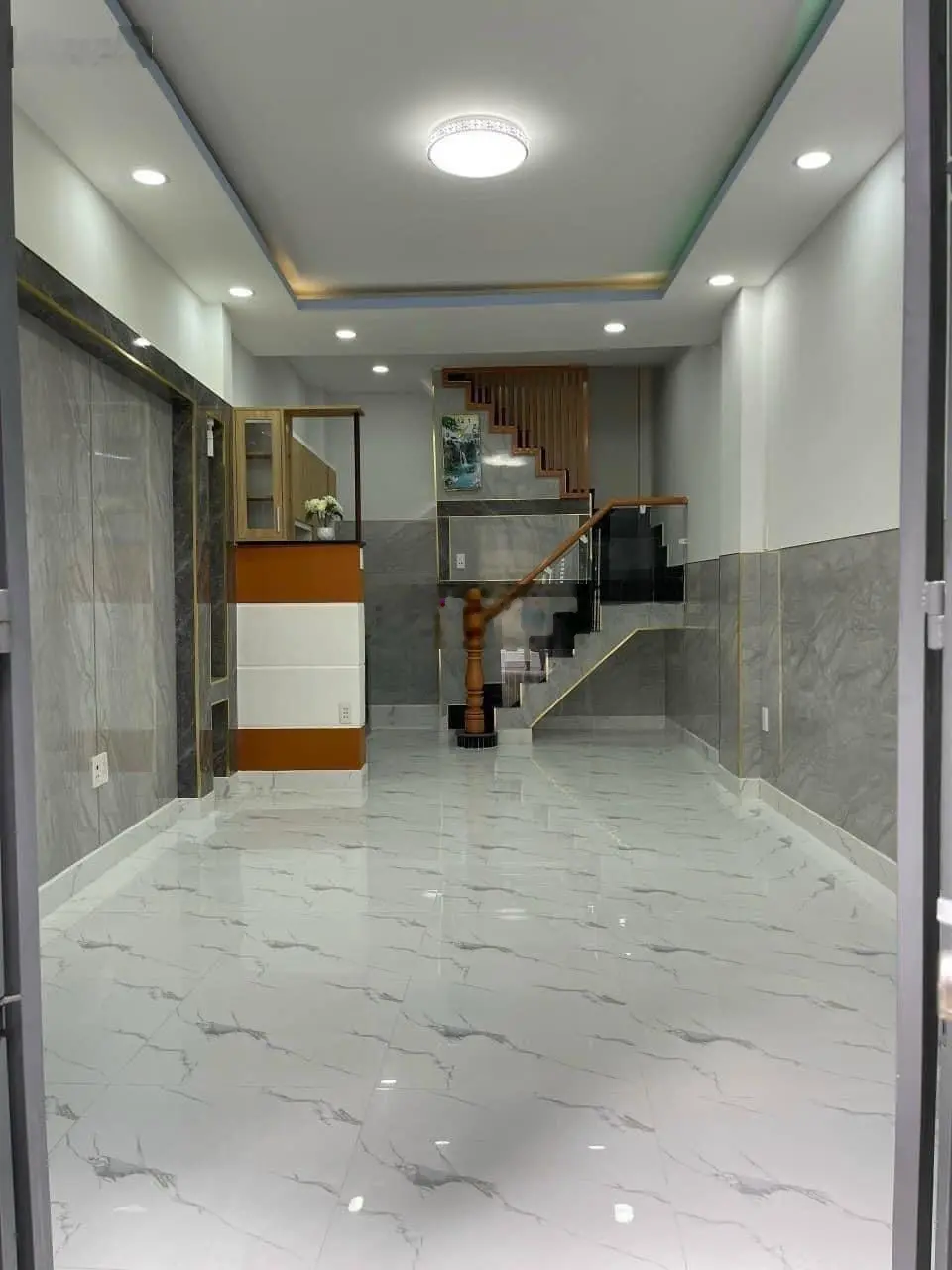 Kẹt tiền bán nhà riêng Dương Quảng Hàm, Gò Vấp 36m2 SHR 1tỷ950 LH 0798 545 ***