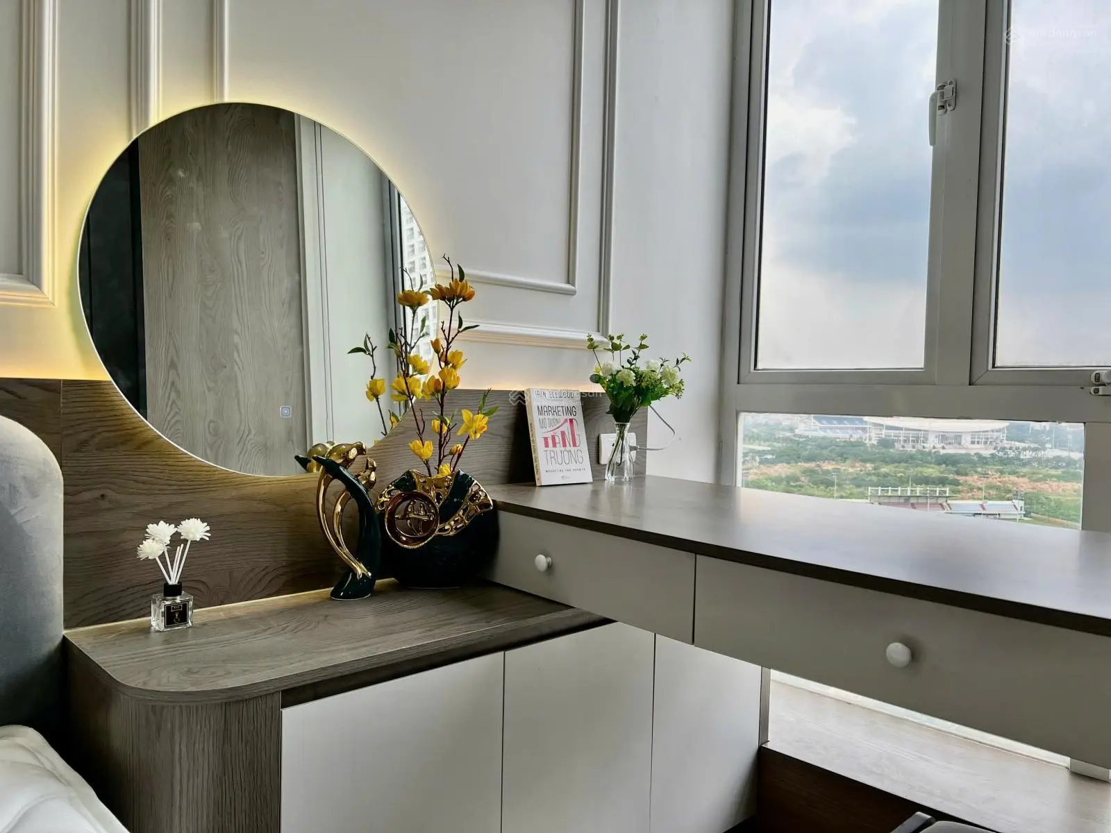 Căn hộ chung cư 3 phòng ngủ tại Sudico Mỹ Đình, Hà Nội với full nội thất mới, view thoáng, giá rẻ