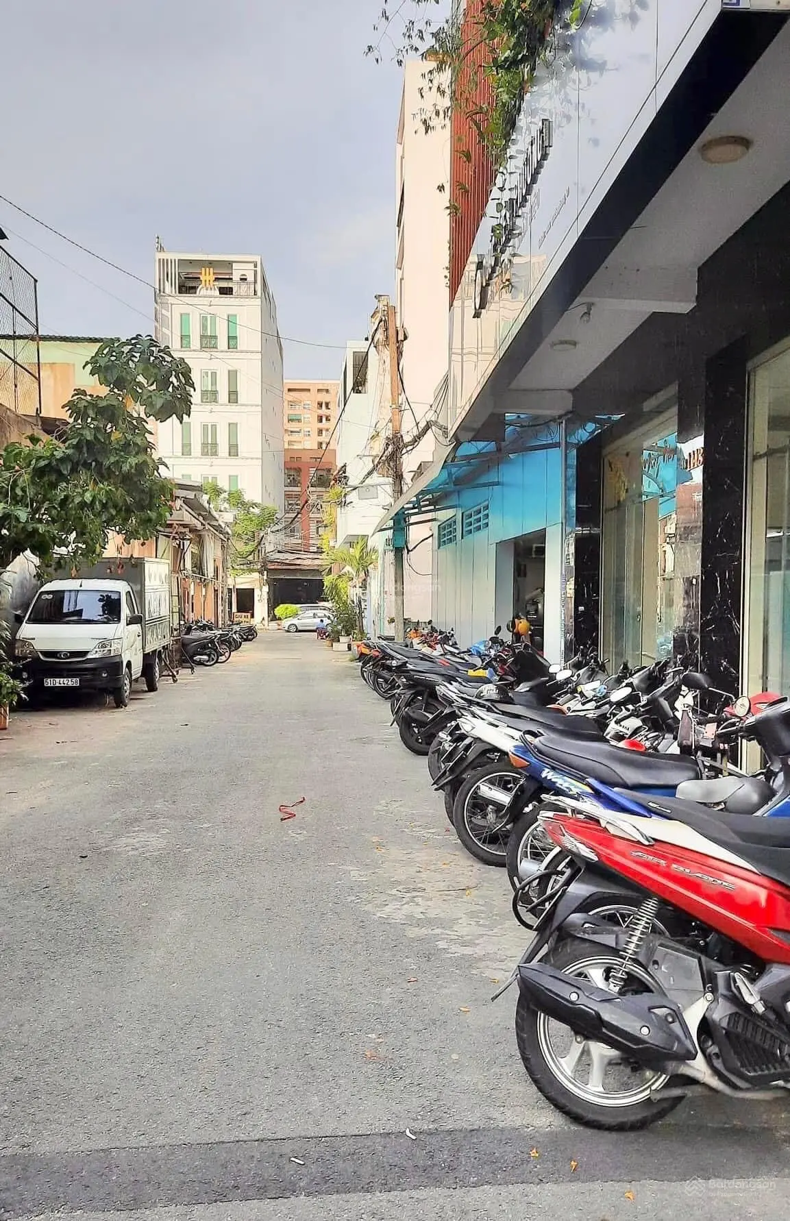 Vị trí trung tâm chợ Bàn Cờ, P3, Quận 3, 2 tầng. Gía bán 3 Tỷ 6 - DT 5,1x10m, xe hơi ngủ trong nhà