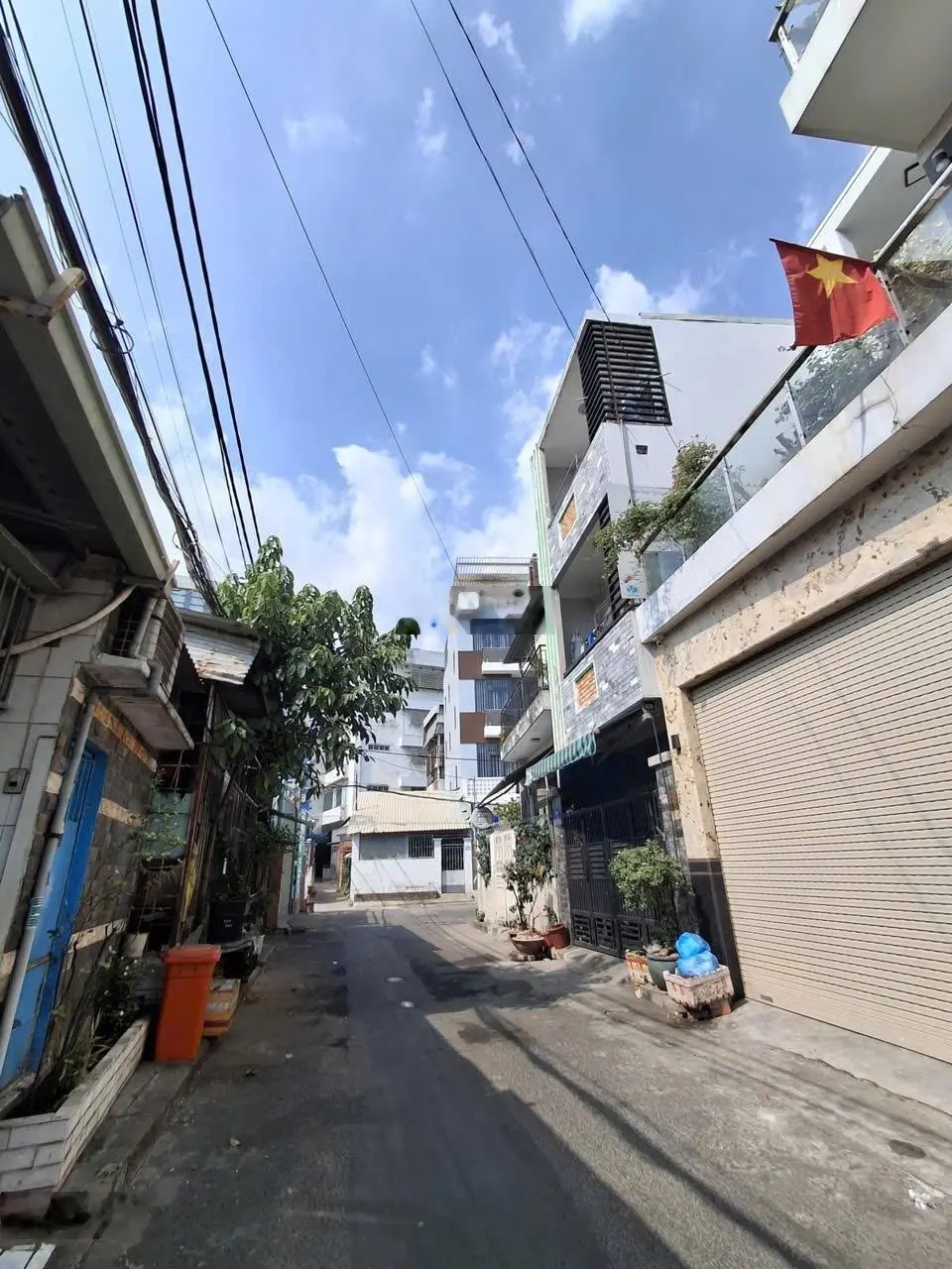 Bán nhà đẹp ở liền, phường Bình Thọ 4PN, chiều ngang đẹp 6,2m, diện tích 79m2, giá rẻ 6.x tỷ