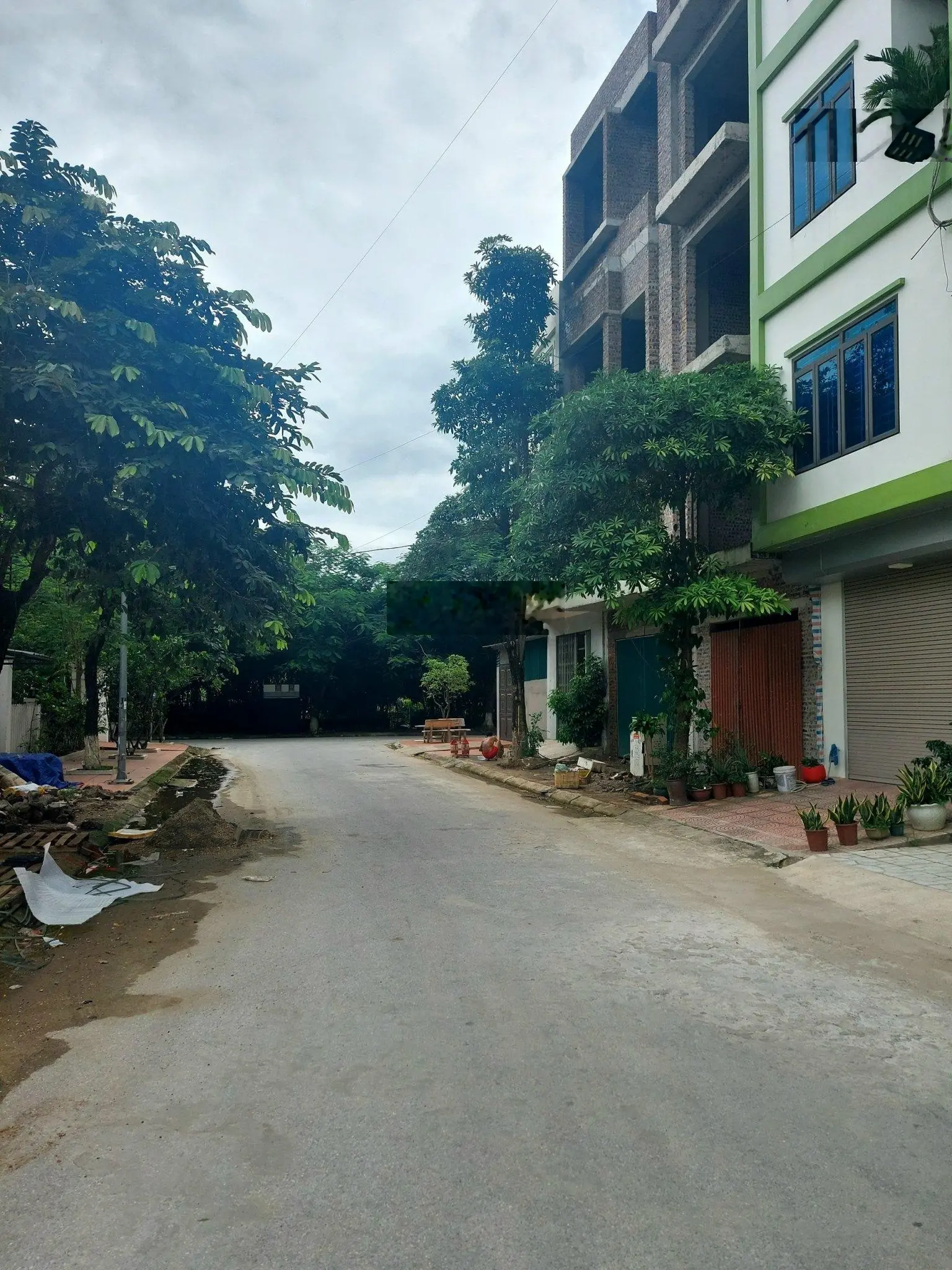 Chính chủ cần bán nhanh nhà xây thô 5 tầng thuộc Khả Lễ 2 công ty nhà