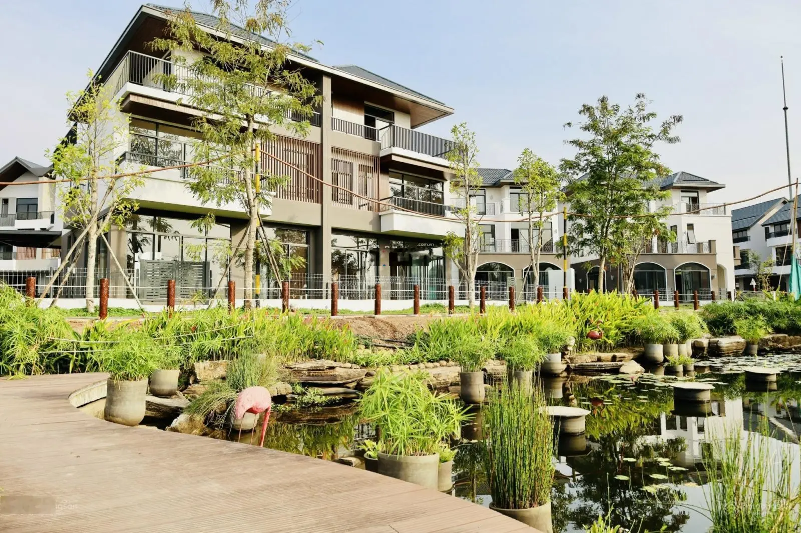 Cần bán giá rẻ nhất cho 1 căn Villa SL 7x15m KDT ID Junction Long Thành
