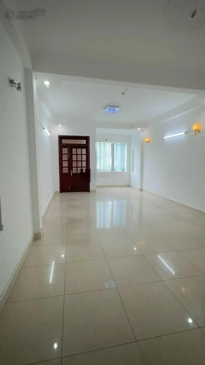 Siêu hot! Bán nhà MT Bửu Long khu Cư Xá Bắc Hải CN 121,5m2 7 tầng giá chỉ 27 tỷ