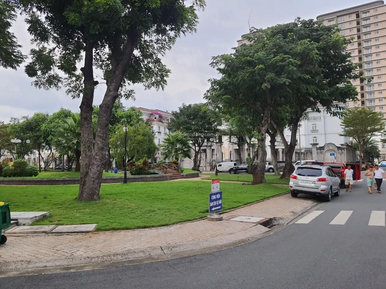 Bán căn biệt thự SL Cityland có hầm thang máy, Nguyễn Thị Thập P.Tân Phú Quận 7, đối diện công viên