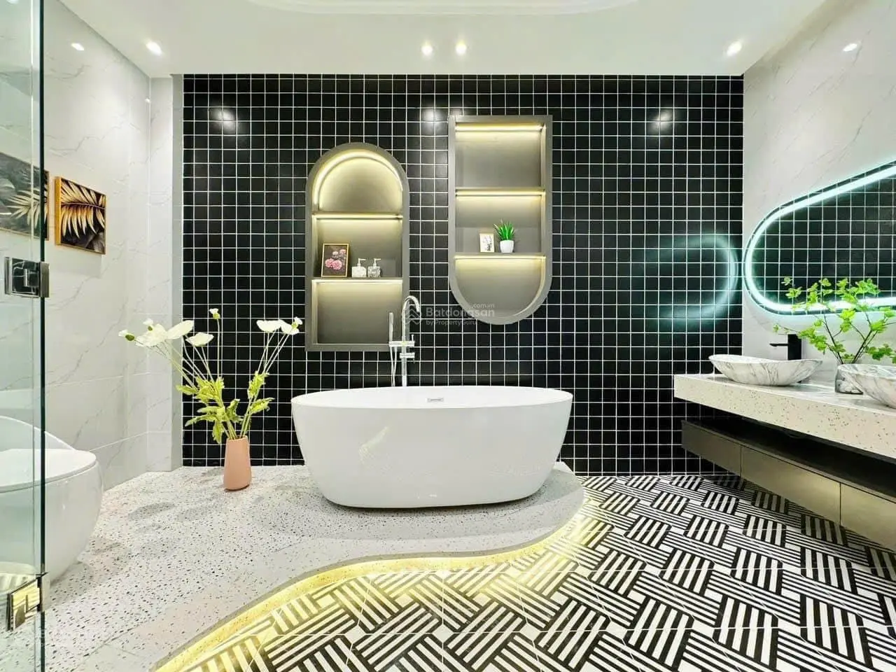 Siêu phẩm chợ Bàn Cờ Giá 3tỷ830/73,5m2 - Bàn Cờ, P. 3, Quận 3, đang cho thuê dòng tiền 30 tr/tháng