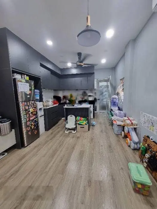 *Xe Hơi - 2 căn ra MT* Trần Hưng Đạo (ko lộ giới)