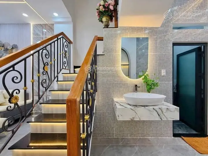 Hot!Nhà đẹp giá siêu rẻ tọa lạc ngay đường số 120,Tân Phú,quận 9.Phía sau công viên Suối Tiên