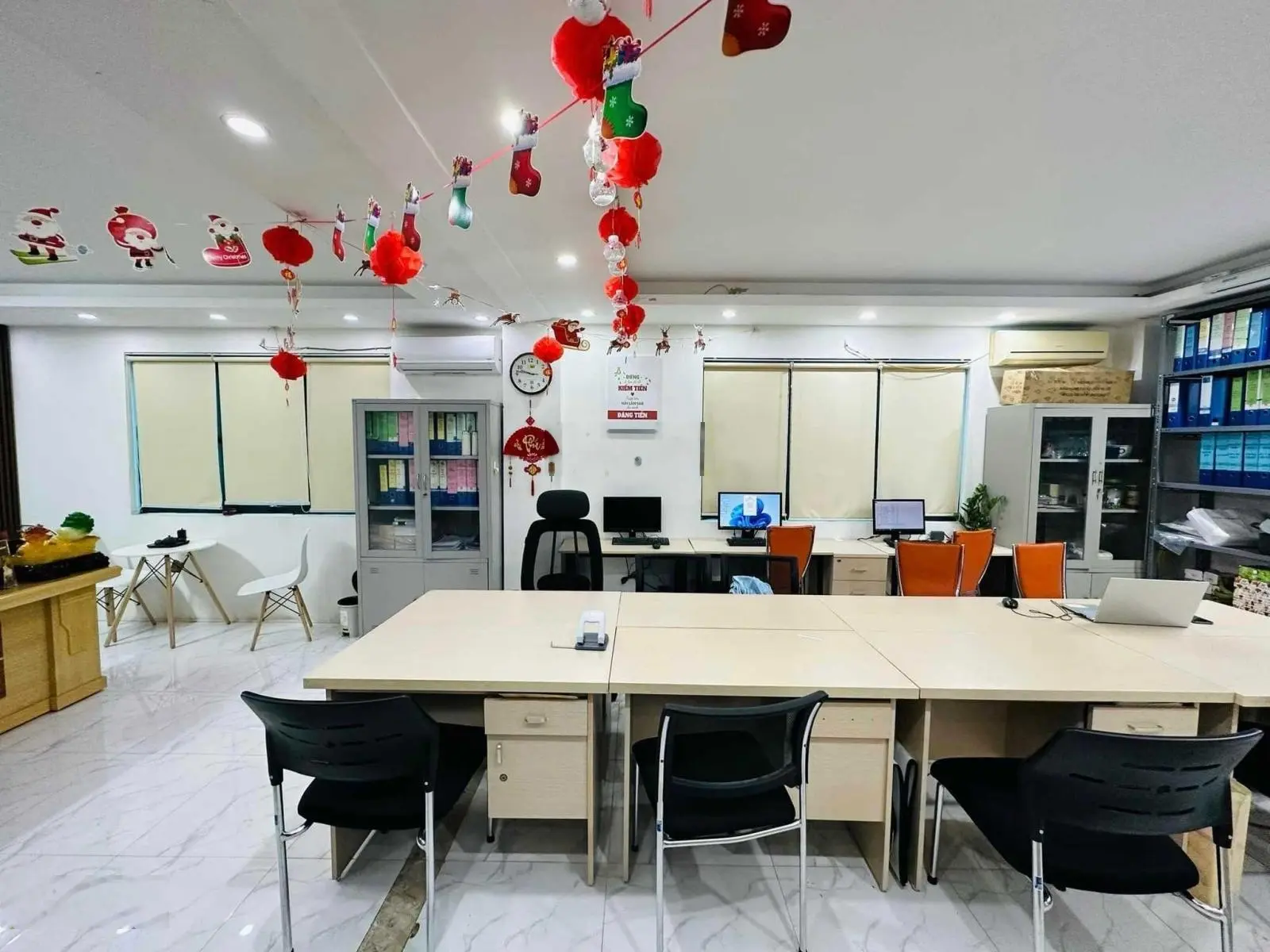 Hạ chào! Bán nhà mặt phố Nguyễn Xiển - Thanh Xuân - 85m2, đường 12m, vỉa hè 5m, kinh doanh khủng