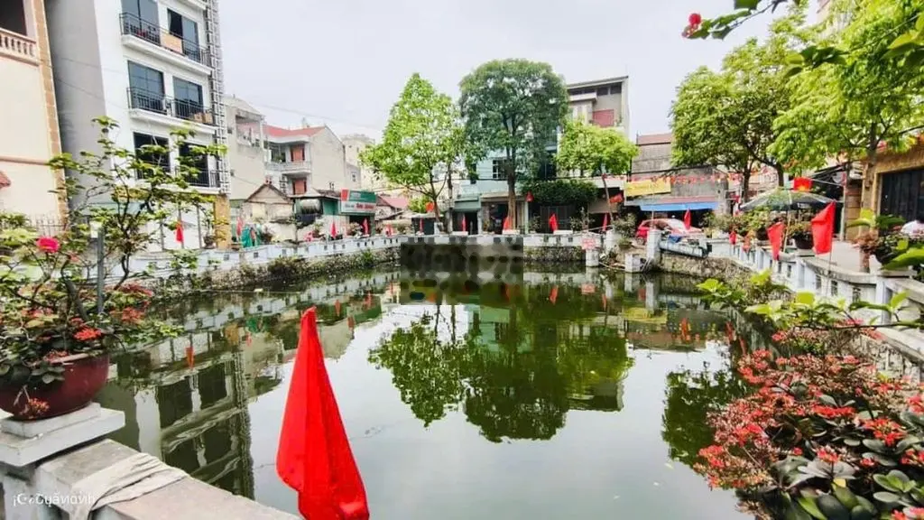 Bán mảnh đất phú diễn, vuông đẹp, lô góc, ô tô vào nhà, 50m,nhỉnh 7 tỷ