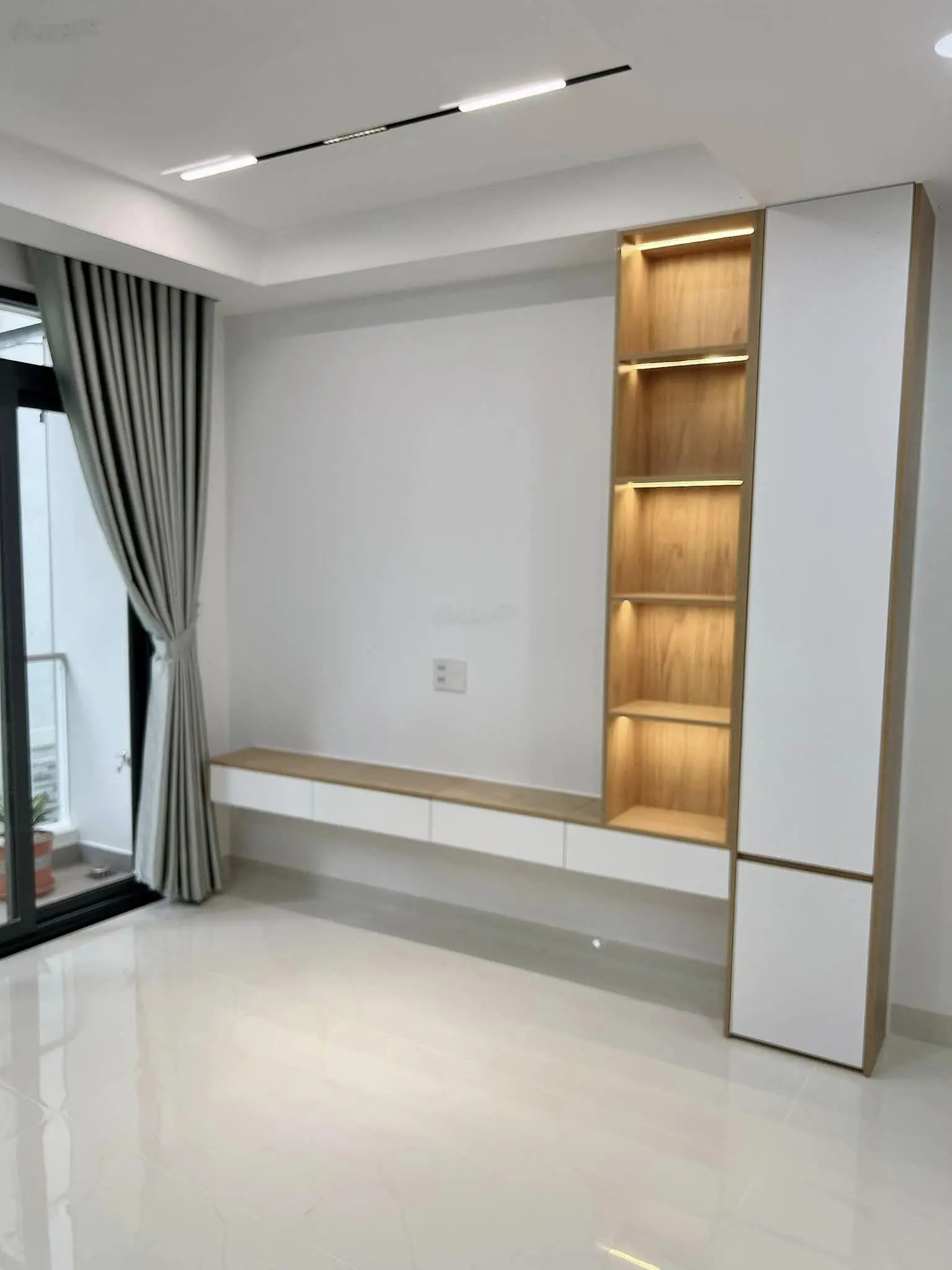 Bán nhà ở sát MT Tạ Quang Bửu Q8 , DT 75m2 GIÁ 6 tỉ 565 có SHR