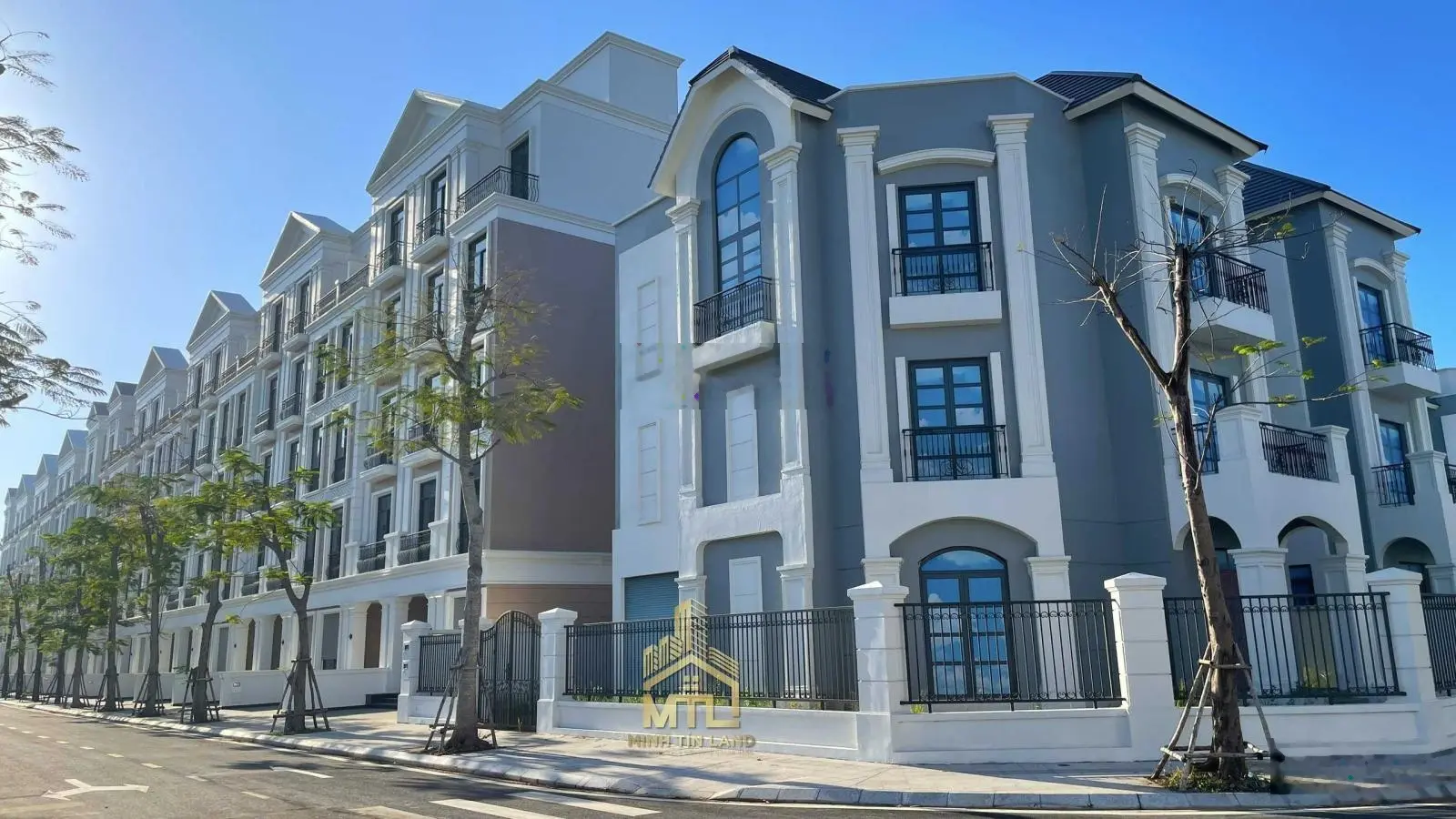 Bán nhà liên kế 5 tầng 96m2 tại Vinhome Grand Park. Liên hệ 0828 030 *** Thiện