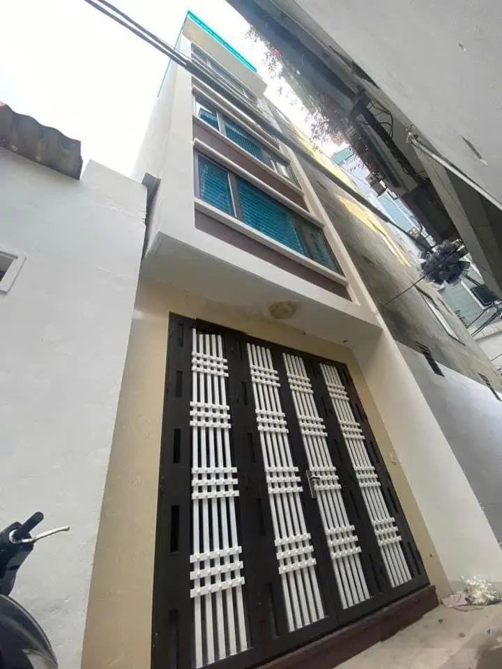 Bán nhà Nhân Mỹ, Nam Từ Liêm, nhà dân xây độc lập, 6 tầng mới tinh, ngõ thônv thoáng, ở cực sướng