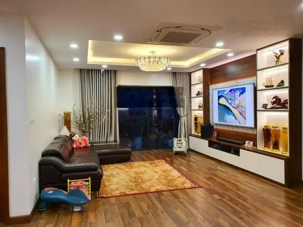 Chính chủ cần bán gấp căn hộ 2N1VS, 57m2, giá 3,4 tỷ tại Vinhomes Green Bay