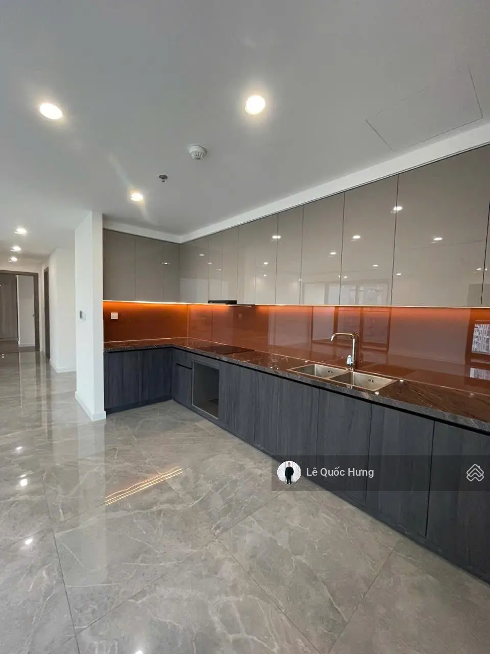 Bán Căn Góc Sunshine Diamond River (2PN+2WC) DT 138m2 giá bán 6ty500. LH: 0903 705 ***